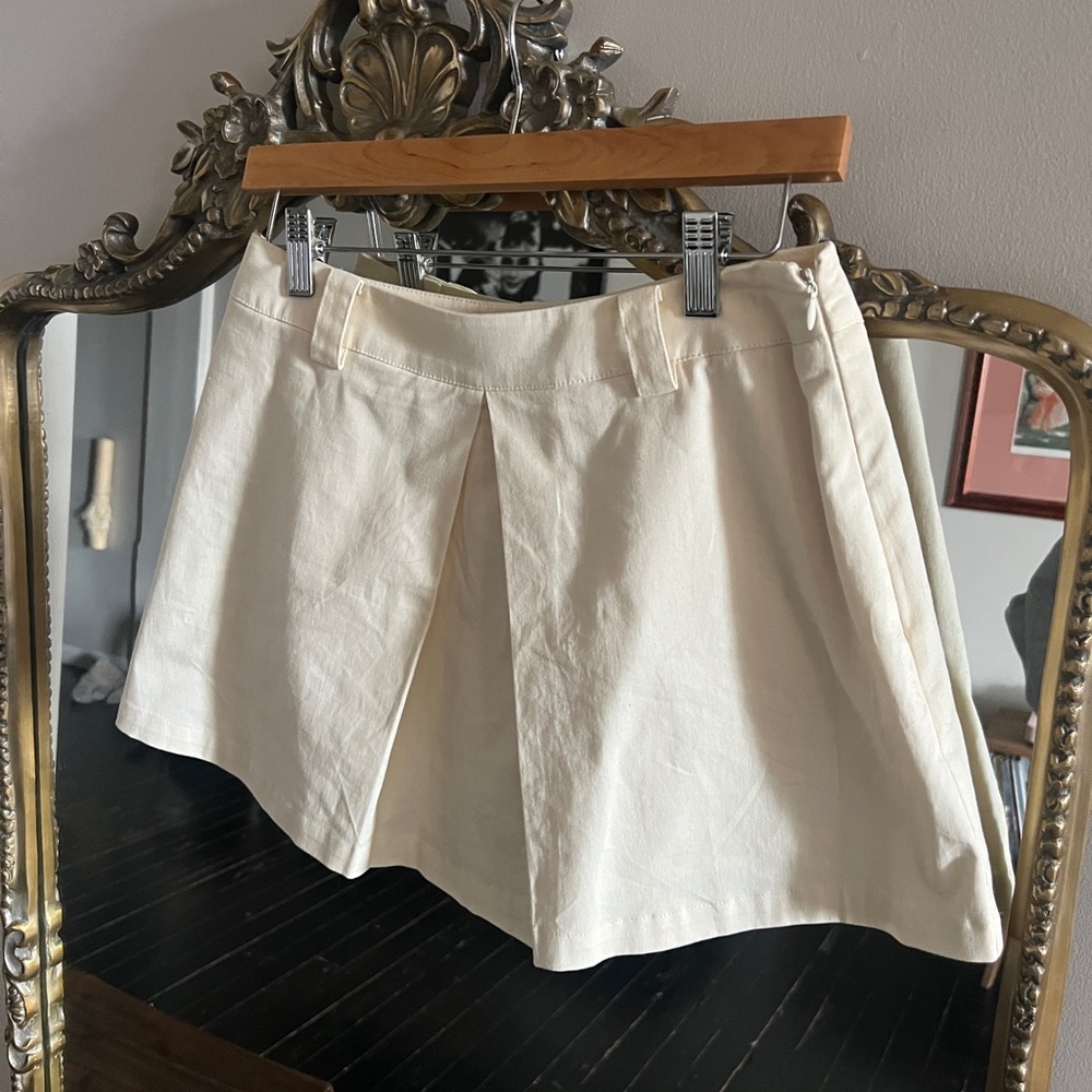 Cream Women's Mini Skort